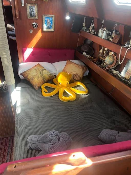 The Captains Locker - 30Ft Yacht San Miguel de Abona Eksteriør bilde