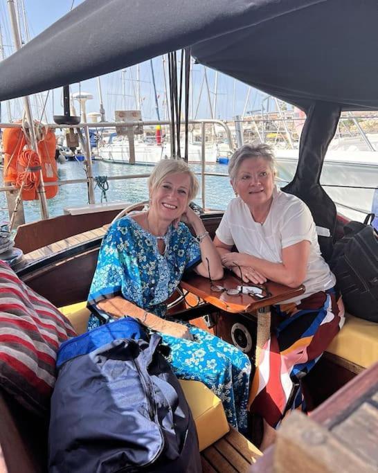 The Captains Locker - 30Ft Yacht San Miguel de Abona Eksteriør bilde